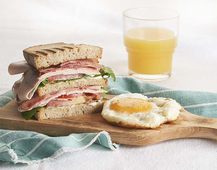 Deze sandwich is een smakelijke en voedzame lunch voor op school.